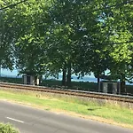 Kertbol A Balatonra Apartamento Révfülöp