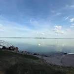 아파트 Kertbol A Balatonra 레브풀롭