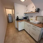 Kertbol A Balatonra Révfülöp