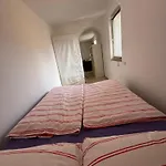 Kertbol A Balatonra * Révfülöp