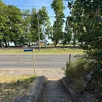 Kertbol A Balatonra