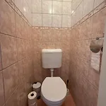 Kertbol A Balatonra Apartamento Révfülöp