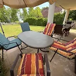 Kertbol A Balatonra Apartamento Révfülöp