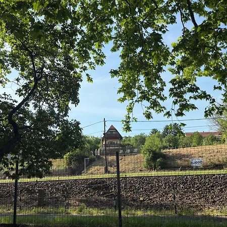 بيت للعطل Kertbol A Balatonra