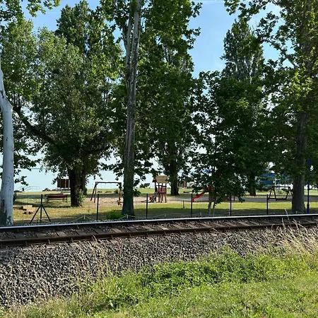 Apartment Kertbol A Balatonra