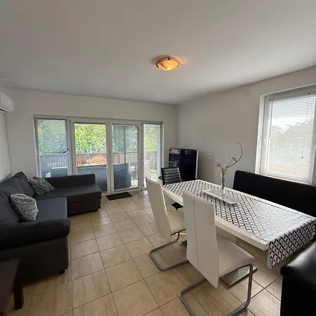 Apartment Kertbol A Balatonra